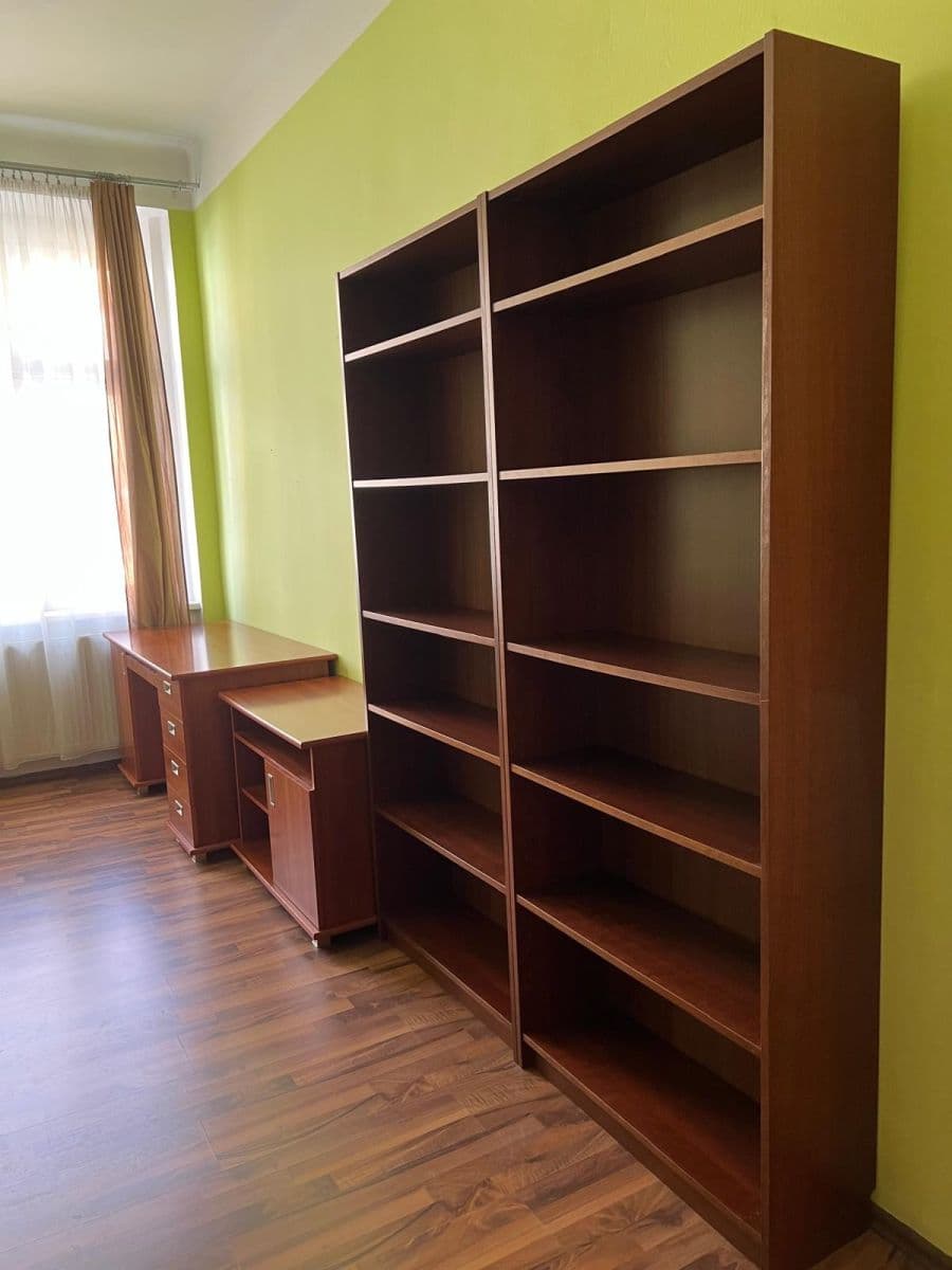 Prenájom bytu 3-izbový 96 m², Bořivojova, Praha, Praha Prenájom bytu 3-izbový 96 m², Bořivojova, Praha, Praha