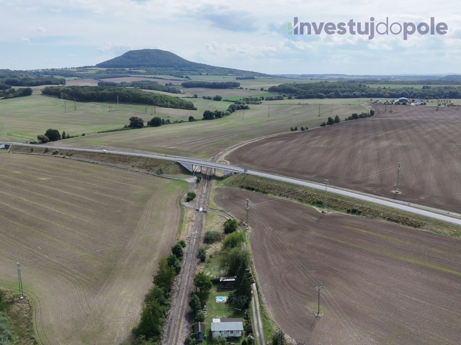 Predaj pozemku 340 m², Roudnice nad Labem, Ústecký kraj Predaj pozemku 340 m², Roudnice nad Labem, Ústecký kraj