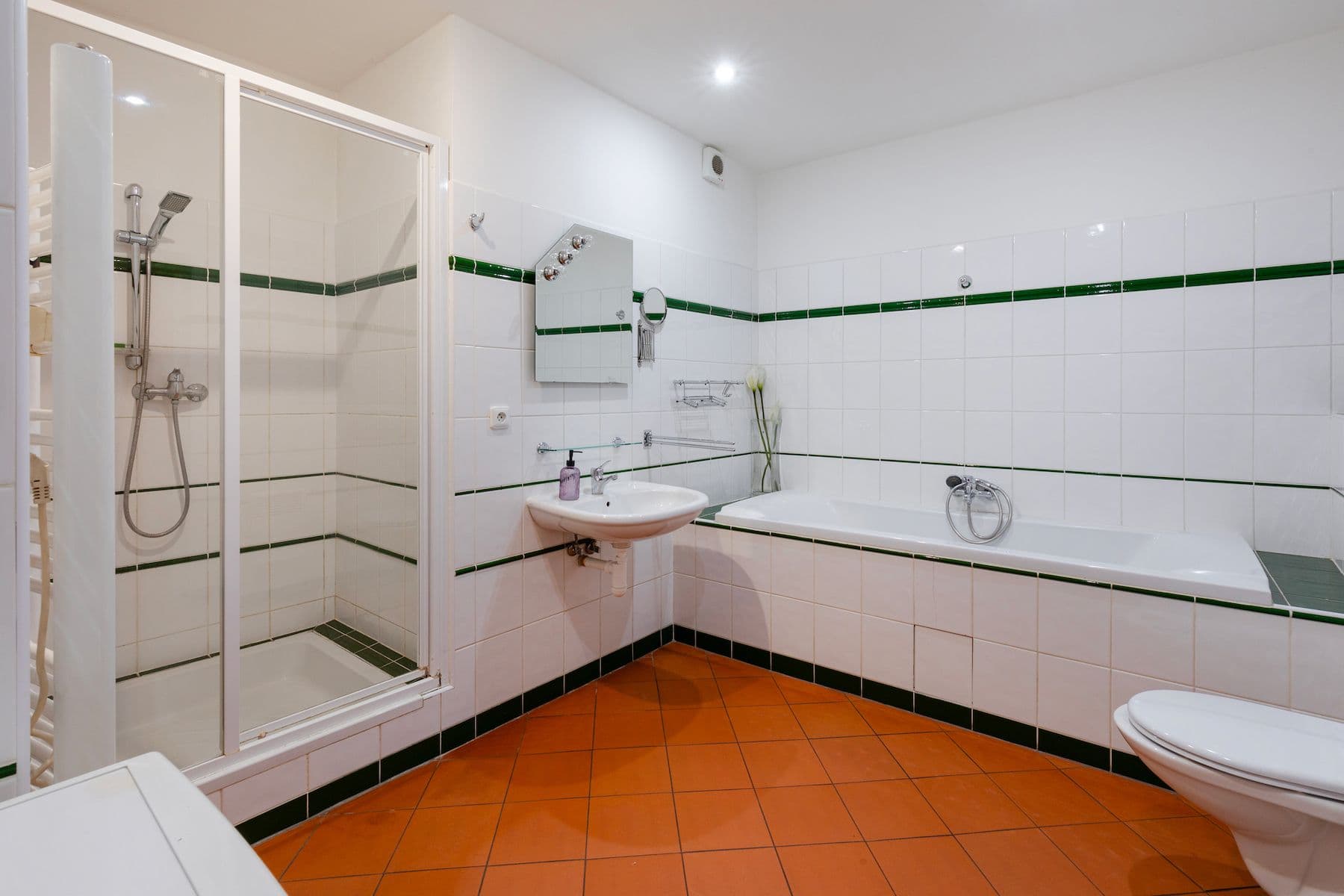 Predaj bytu 3-izbový 64 m², Husitská, Praha, Praha Predaj bytu 3-izbový 64 m², Husitská, Praha, Praha