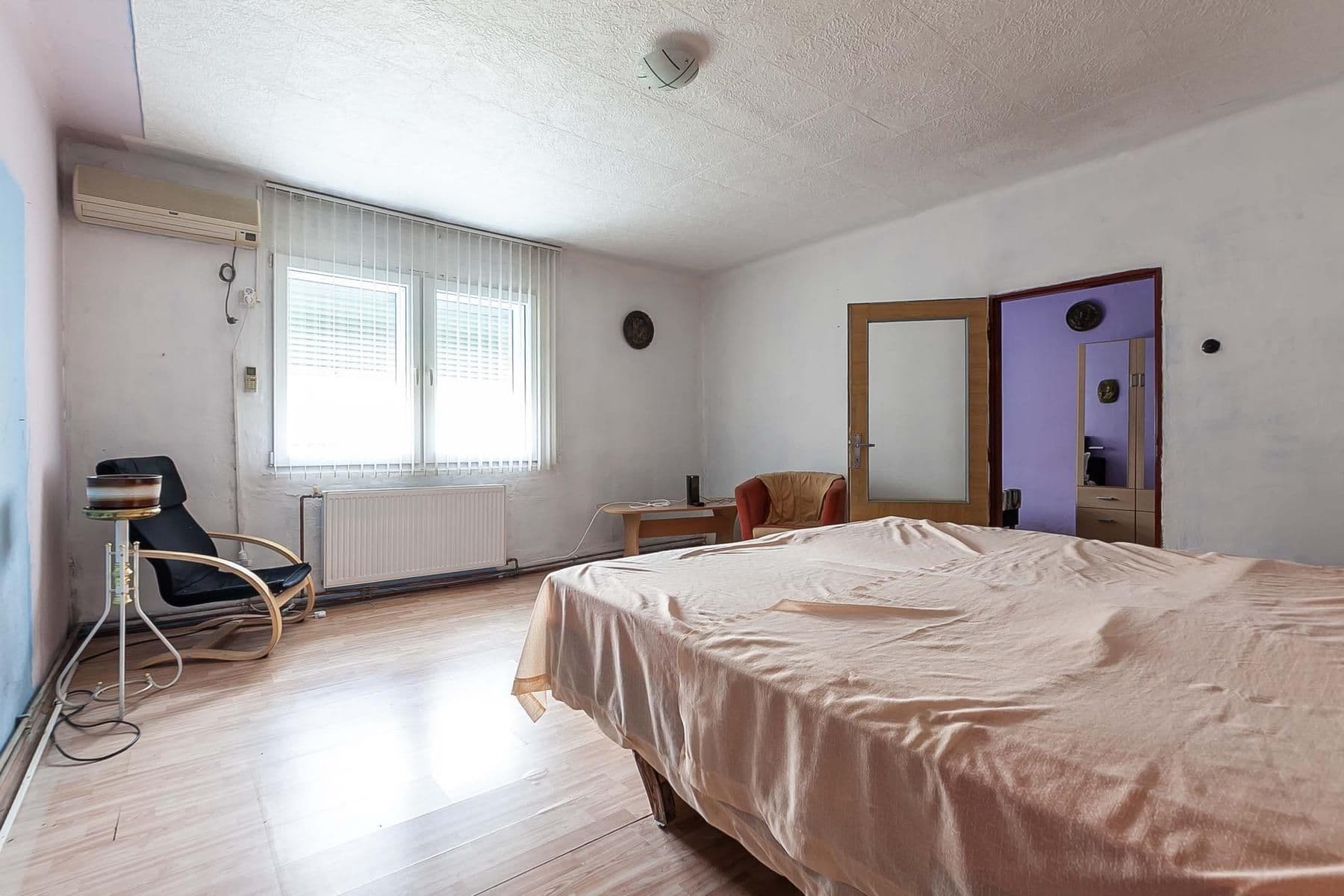 Predaj domu 175 m², pozemok 1.365 m², Smilovice, Středočeský kraj Predaj domu 175 m², pozemok 1.365 m², Smilovice, Středočeský kraj