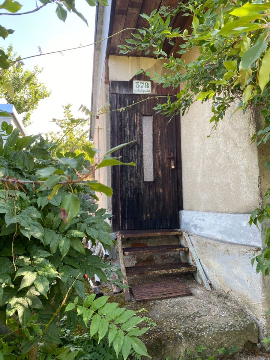 Predaj pozemku 2.409 m², Ostopovice, Jihomoravský kraj Predaj pozemku 2.409 m², Ostopovice, Jihomoravský kraj