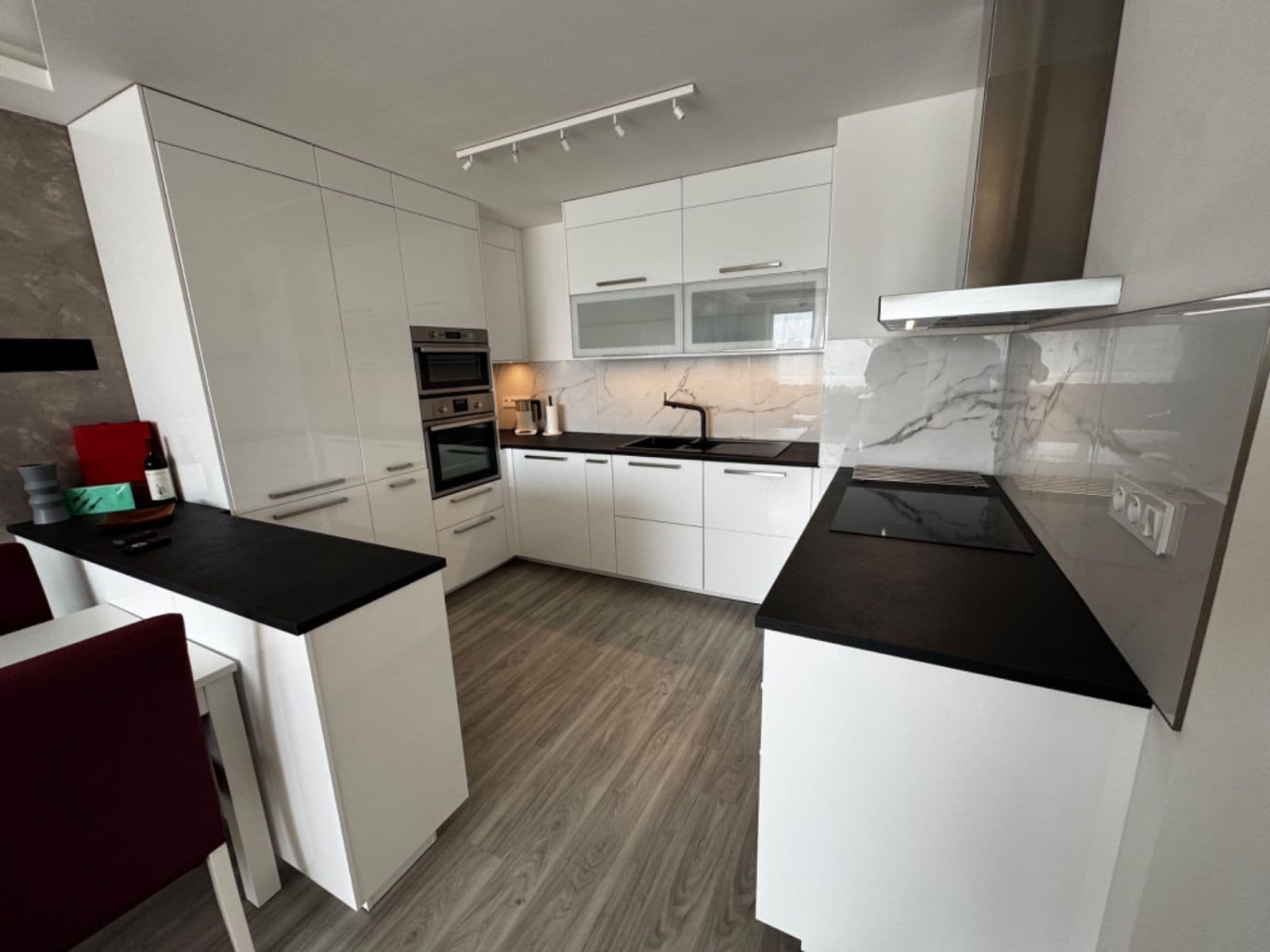 Predaj bytu 3-izbový 67 m², Leopoldova, Praha, Praha Predaj bytu 3-izbový 67 m², Leopoldova, Praha, Praha