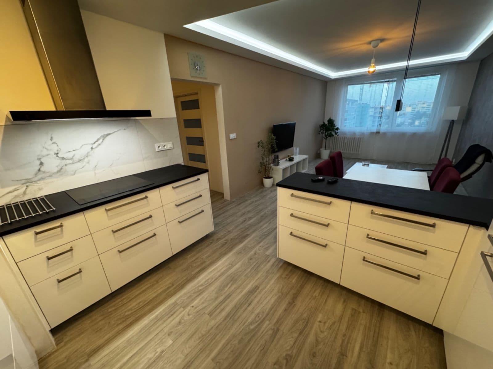 Predaj bytu 3-izbový 67 m², Leopoldova, Praha, Praha Predaj bytu 3-izbový 67 m², Leopoldova, Praha, Praha