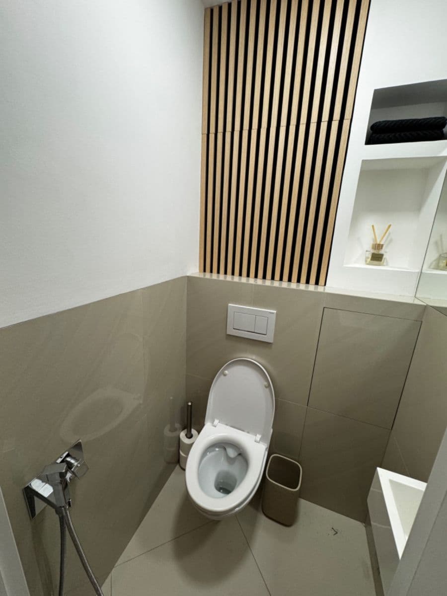 Predaj bytu 3-izbový 67 m², Leopoldova, Praha, Praha Predaj bytu 3-izbový 67 m², Leopoldova, Praha, Praha