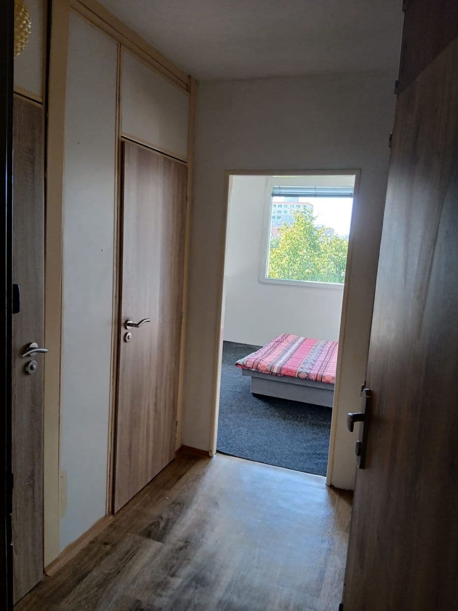 Prenájom bytu 1-izbový 34 m², Laudova, Praha, Praha Prenájom bytu 1-izbový 34 m², Laudova, Praha, Praha