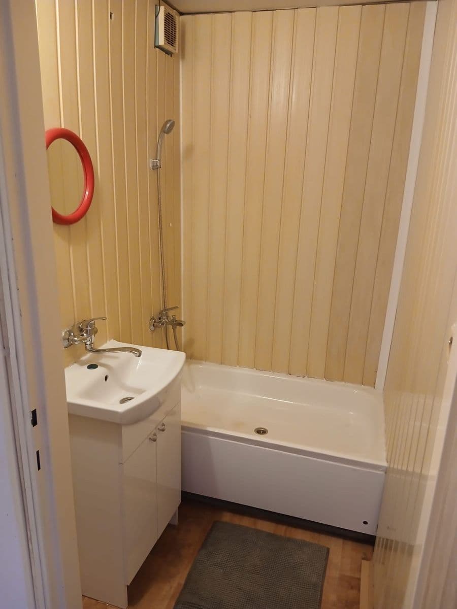 Prenájom bytu 1-izbový 34 m², Laudova, Praha, Praha Prenájom bytu 1-izbový 34 m², Laudova, Praha, Praha