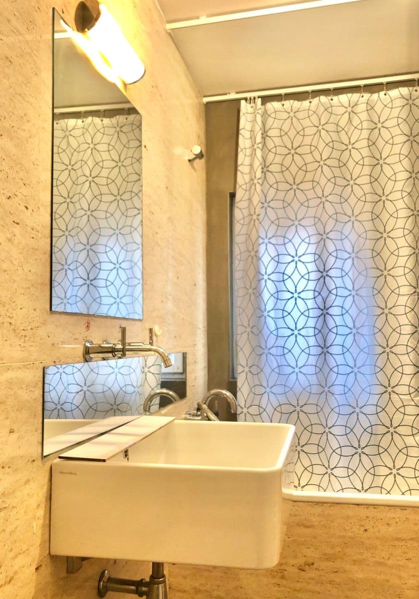 Prenájom bytu 3-izbový 73 m², Jeruzalémská, Praha, Praha Prenájom bytu 3-izbový 73 m², Jeruzalémská, Praha, Praha