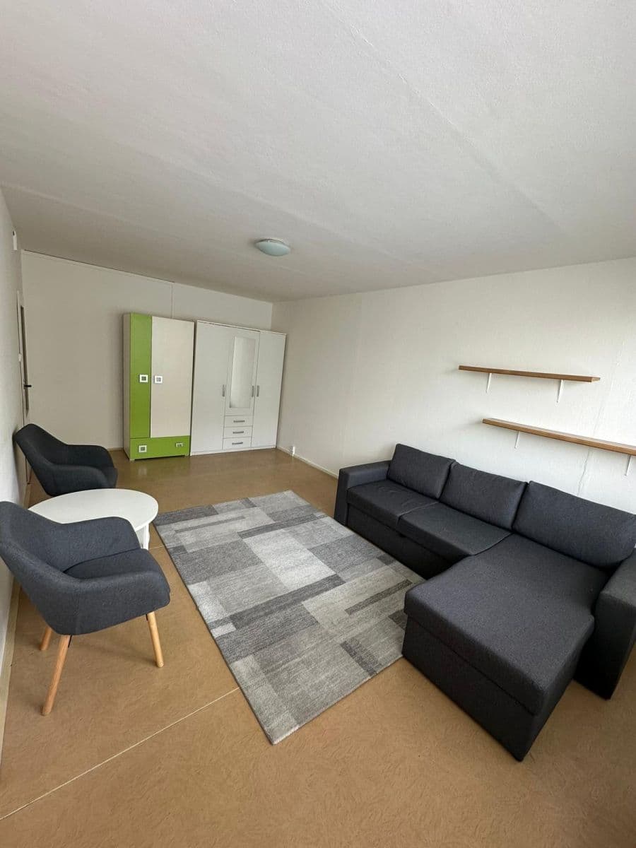 Prenájom bytu 1-izbový 34 m², Na Cikorce, Praha, Praha Prenájom bytu 1-izbový 34 m², Na Cikorce, Praha, Praha