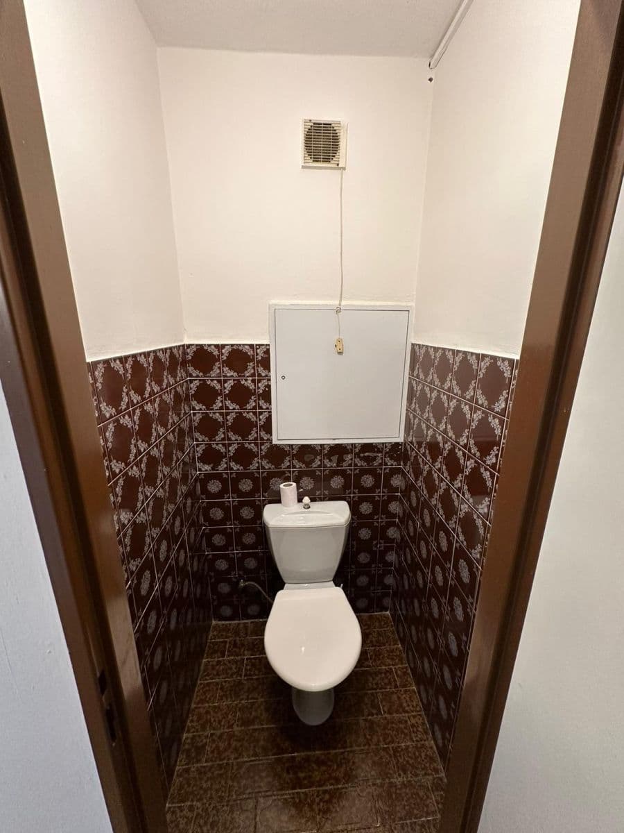 Prenájom bytu 1-izbový 34 m², Na Cikorce, Praha, Praha Prenájom bytu 1-izbový 34 m², Na Cikorce, Praha, Praha
