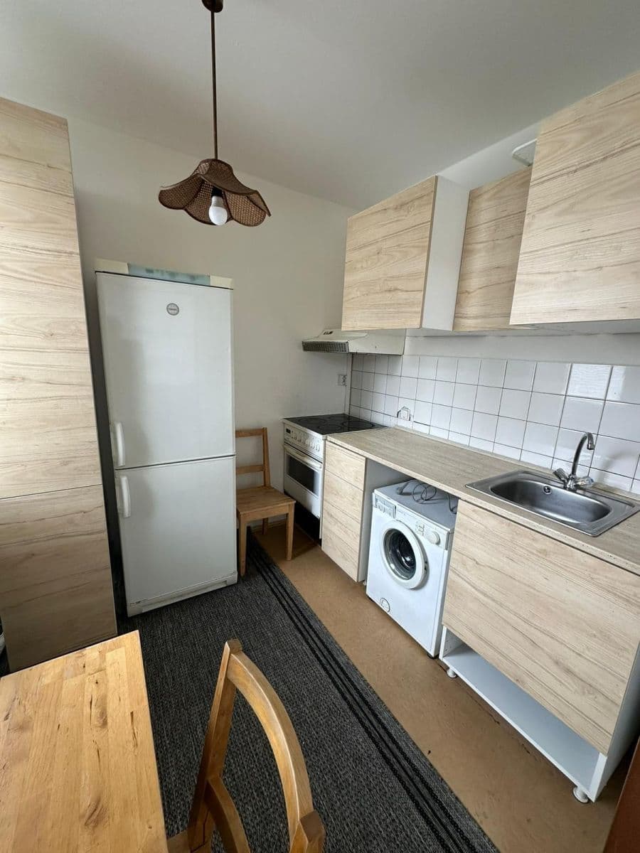Prenájom bytu 1-izbový 34 m², Na Cikorce, Praha, Praha Prenájom bytu 1-izbový 34 m², Na Cikorce, Praha, Praha