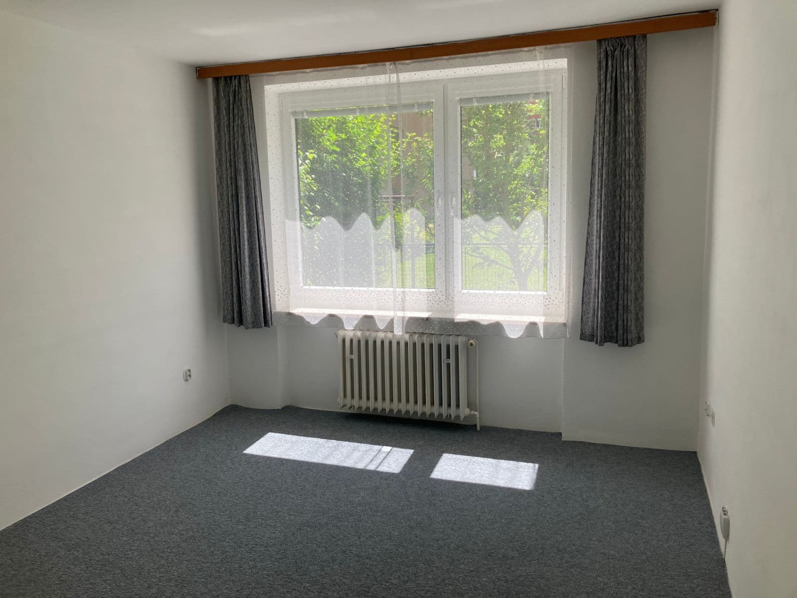 Prenájom bytu 1-izbový 36 m², Uprkova, Brno, Jihomoravský kraj Prenájom bytu 1-izbový 36 m², Uprkova, Brno, Jihomoravský kraj