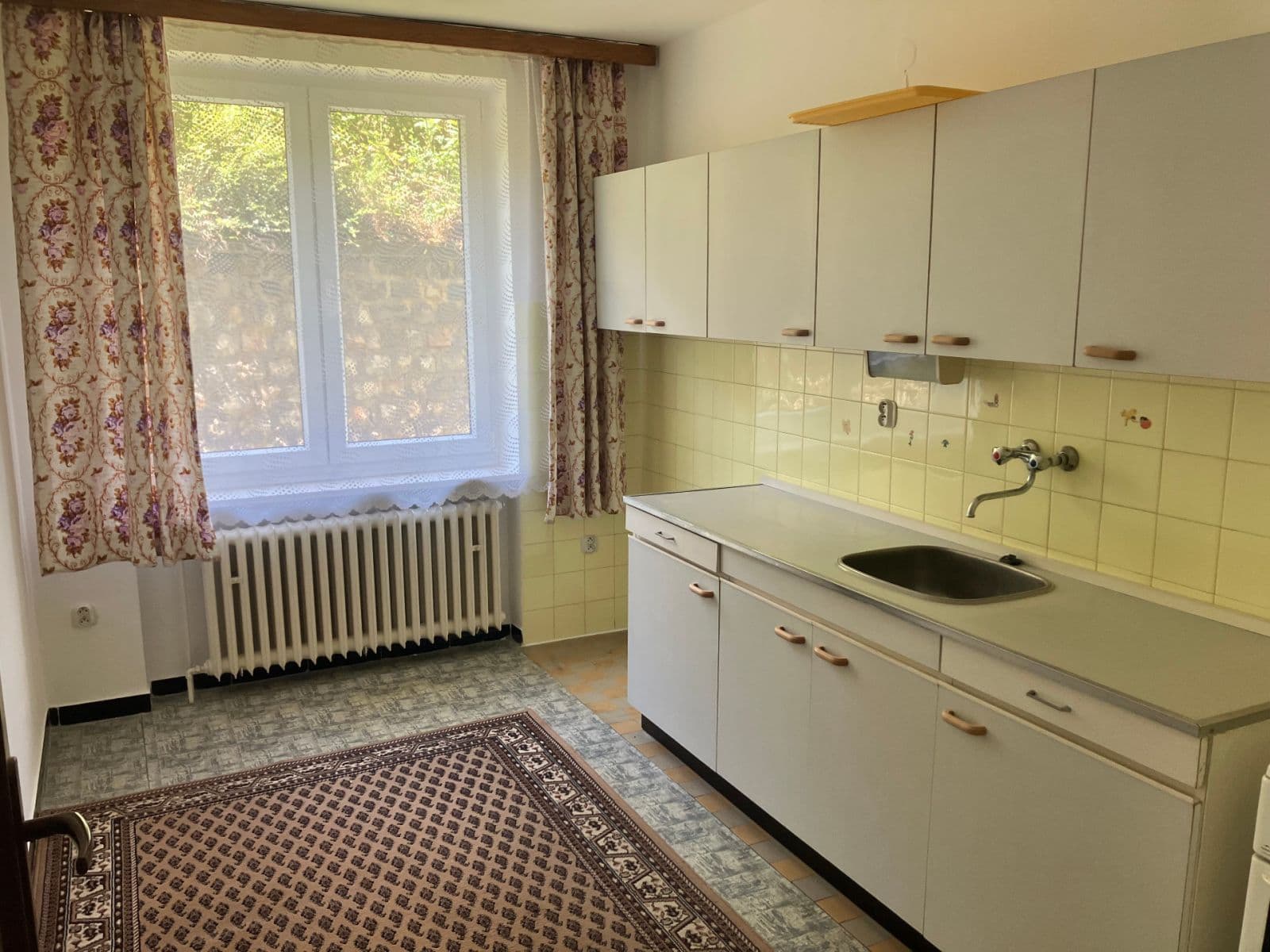 Prenájom bytu 1-izbový 36 m², Uprkova, Brno, Jihomoravský kraj Prenájom bytu 1-izbový 36 m², Uprkova, Brno, Jihomoravský kraj