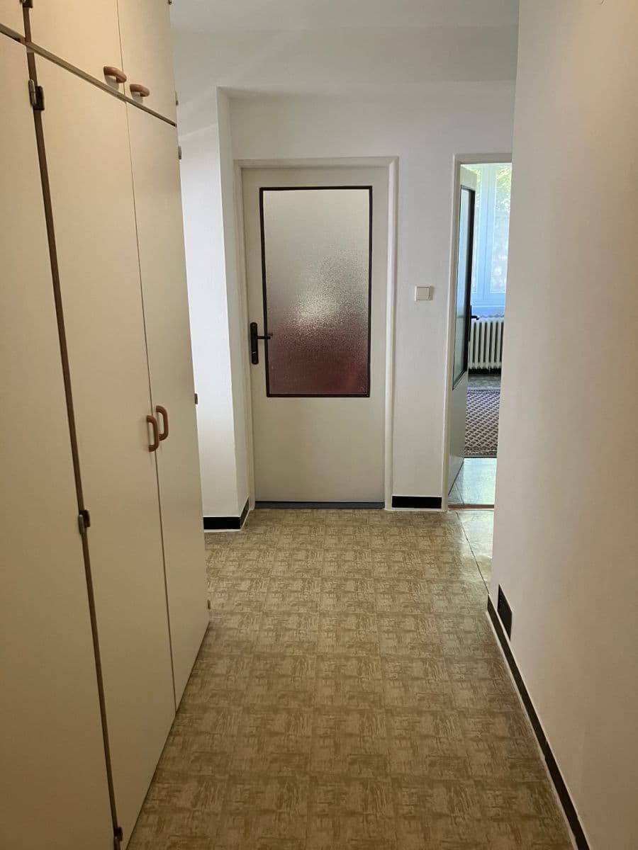 Prenájom bytu 1-izbový 36 m², Uprkova, Brno, Jihomoravský kraj Prenájom bytu 1-izbový 36 m², Uprkova, Brno, Jihomoravský kraj
