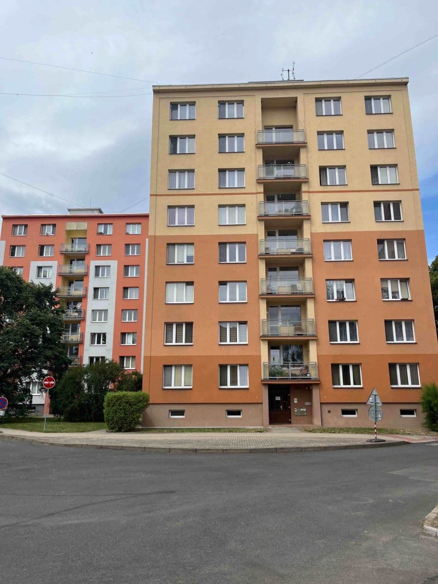 Predaj bytu 3-izbový 65 m², Kpt. Nálepky, Louny, Ústecký kraj Predaj bytu 3-izbový 65 m², Kpt. Nálepky, Louny, Ústecký kraj