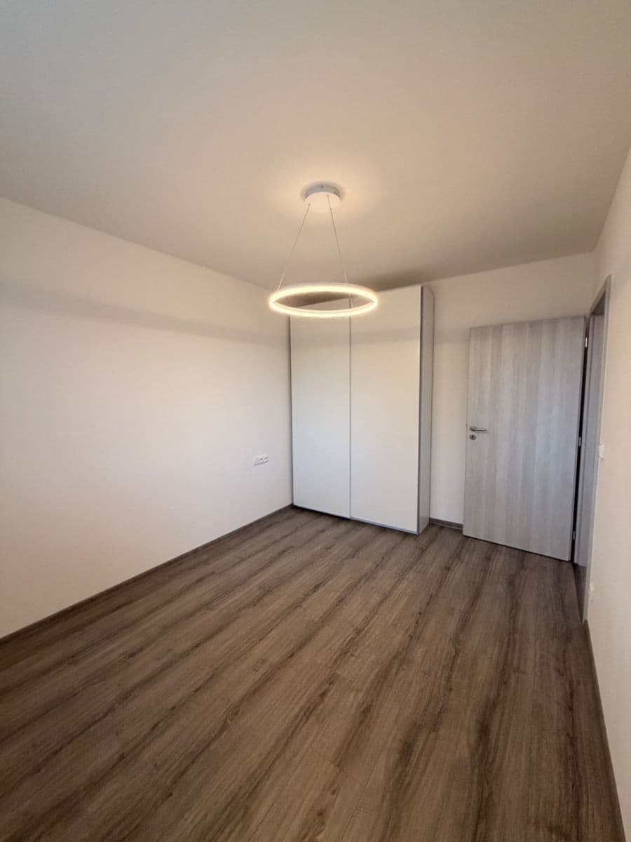 Prenájom bytu 2-izbový 48 m², Hradišťská, Uherský Ostroh, Zlínský kraj Prenájom bytu 2-izbový 48 m², Hradišťská, Uherský Ostroh, Zlínský kraj