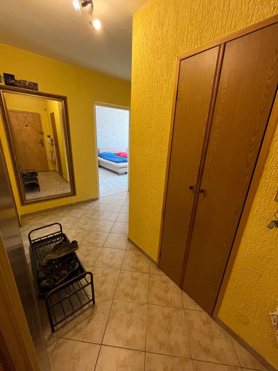 Prenájom bytu 2-izbový 65 m², Ořechová, Ústí nad Labem, Ústecký kraj Prenájom bytu 2-izbový 65 m², Ořechová, Ústí nad Labem, Ústecký kraj