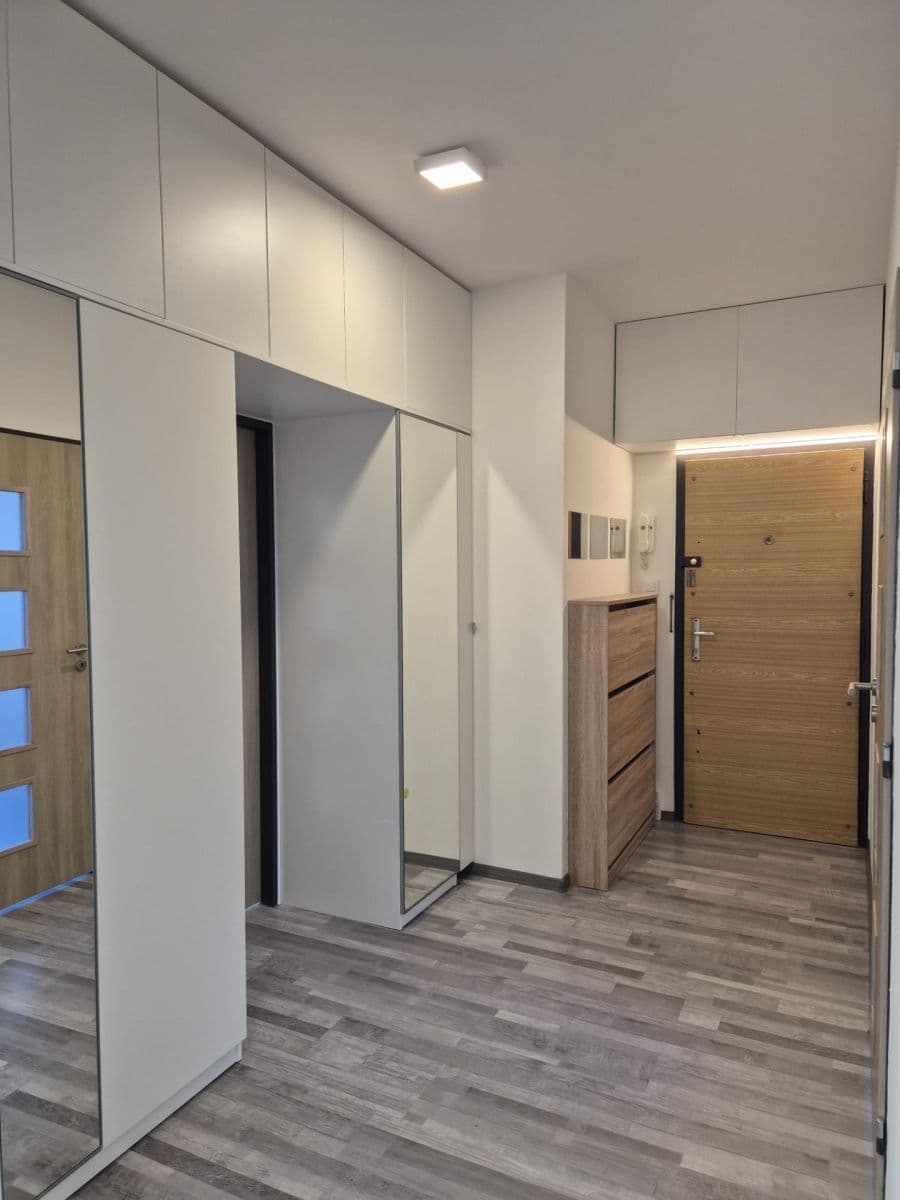 Prenájom bytu 3-izbový 68 m², Dreyerova, Praha, Praha Prenájom bytu 3-izbový 68 m², Dreyerova, Praha, Praha