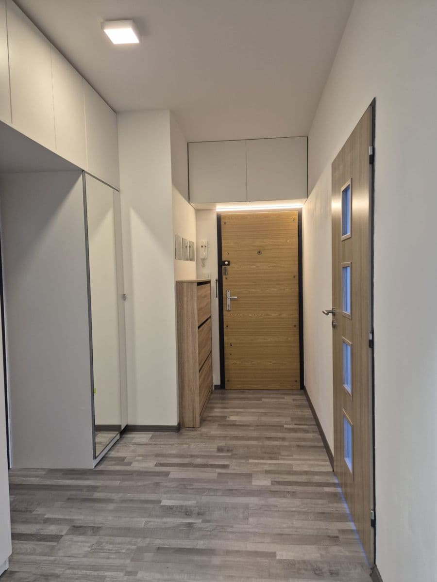 Prenájom bytu 3-izbový 68 m², Dreyerova, Praha, Praha Prenájom bytu 3-izbový 68 m², Dreyerova, Praha, Praha