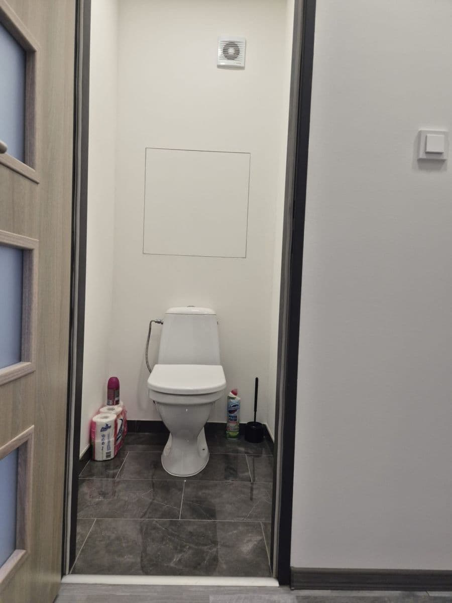 Prenájom bytu 3-izbový 68 m², Dreyerova, Praha, Praha Prenájom bytu 3-izbový 68 m², Dreyerova, Praha, Praha