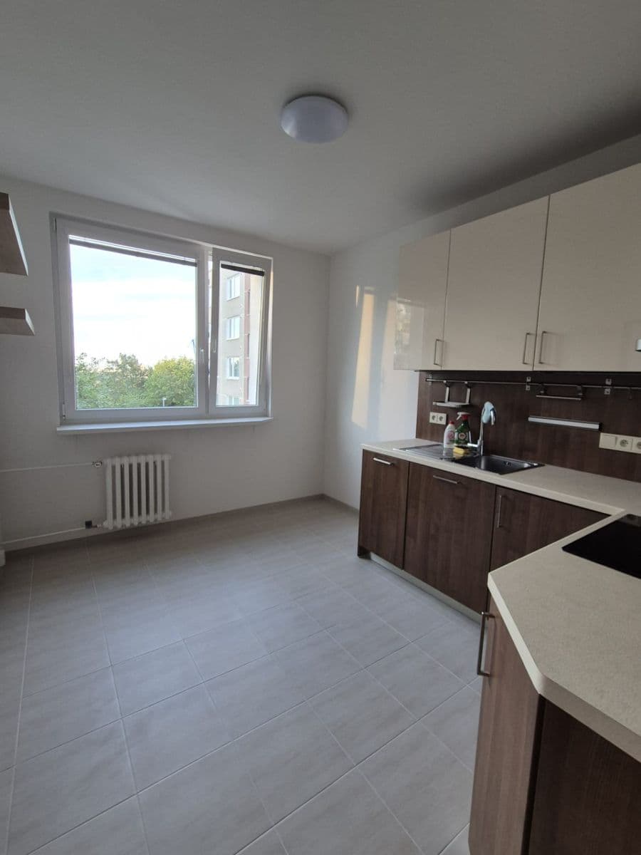 Prenájom bytu 3-izbový 68 m², Dreyerova, Praha, Praha Prenájom bytu 3-izbový 68 m², Dreyerova, Praha, Praha