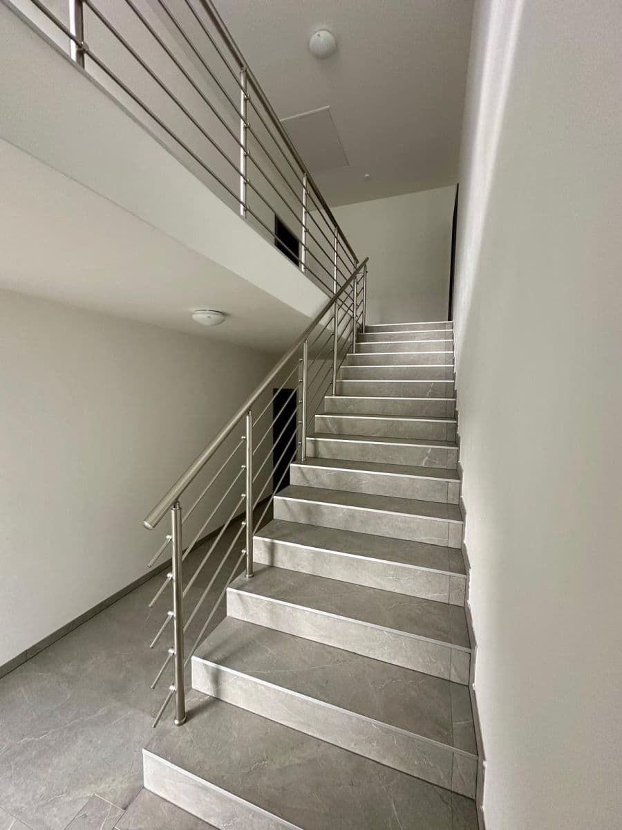 Prenájom bytu 3-izbový 66 m², Vítkovecká, Sezimovo Ústí, Jihočeský kraj Prenájom bytu 3-izbový 66 m², Vítkovecká, Sezimovo Ústí, Jihočeský kraj