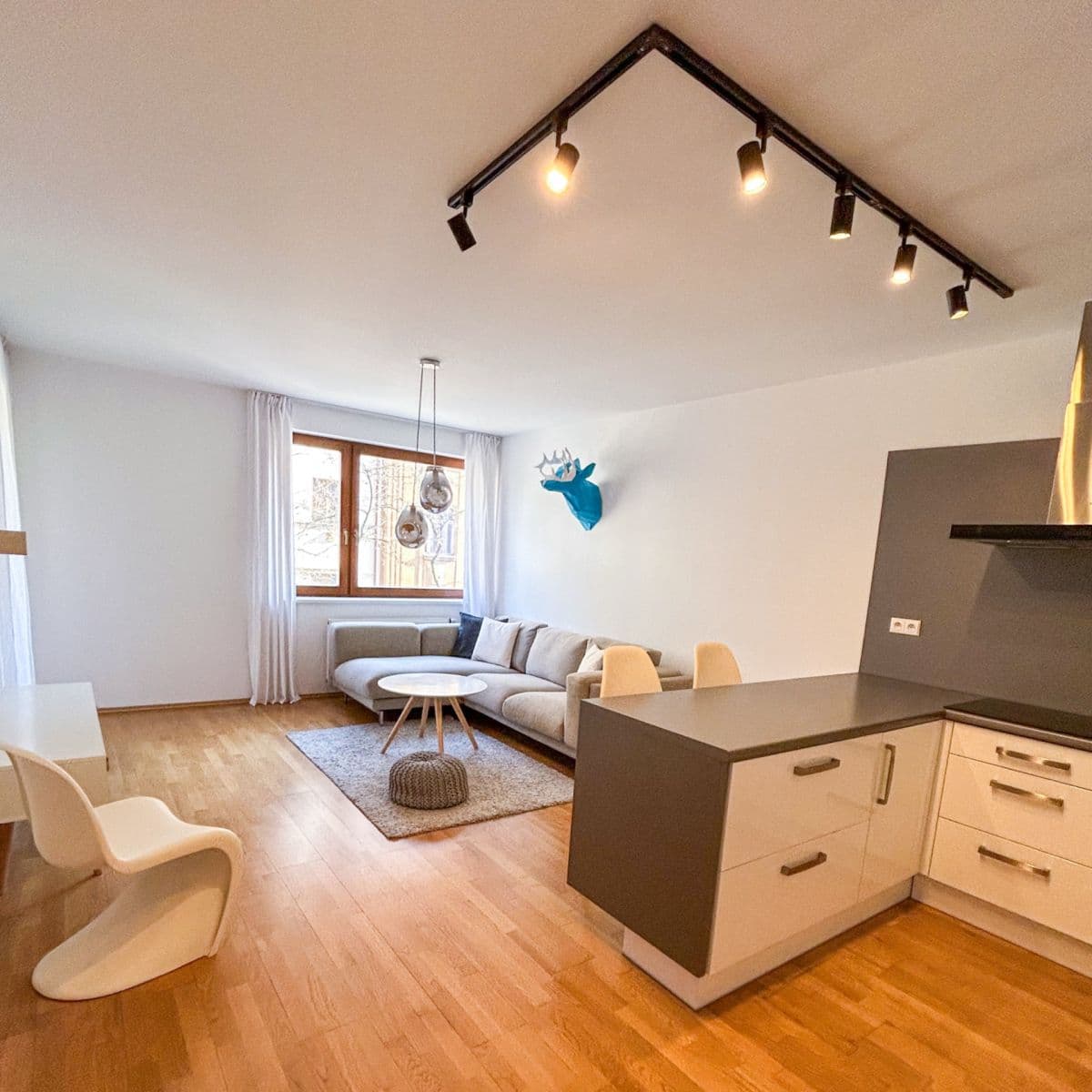 Prenájom bytu 2-izbový 54 m², Kališnická, Praha, Praha Prenájom bytu 2-izbový 54 m², Kališnická, Praha, Praha