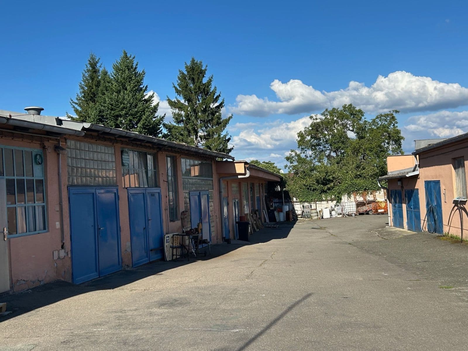 Prenájom nebytového priestoru 1.537 m², Masarykova, Čáslav, Středočeský kraj Prenájom nebytového priestoru 1.537 m², Masarykova, Čáslav, Středočeský kraj