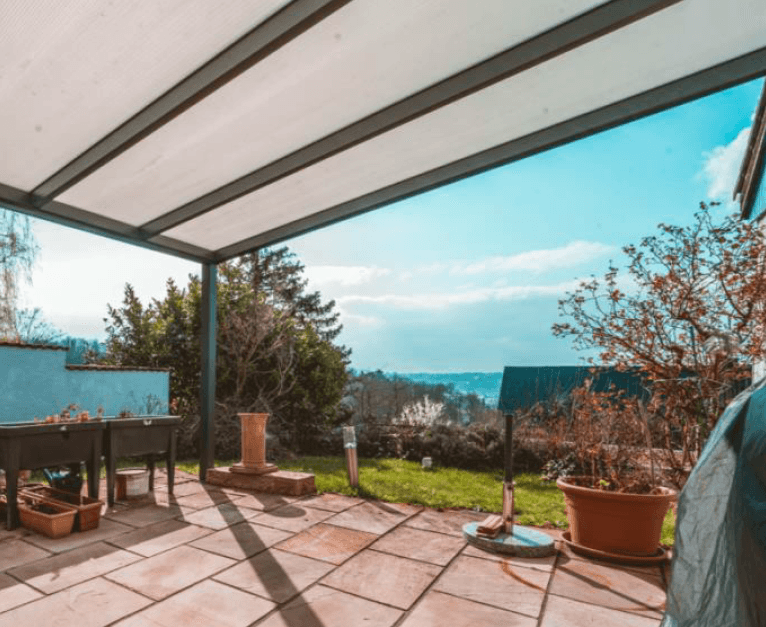Prenájom bytu 4-izbový 156 m², Koblenz, Porýnie-Falcko Prenájom bytu 4-izbový 156 m², Koblenz, Porýnie-Falcko