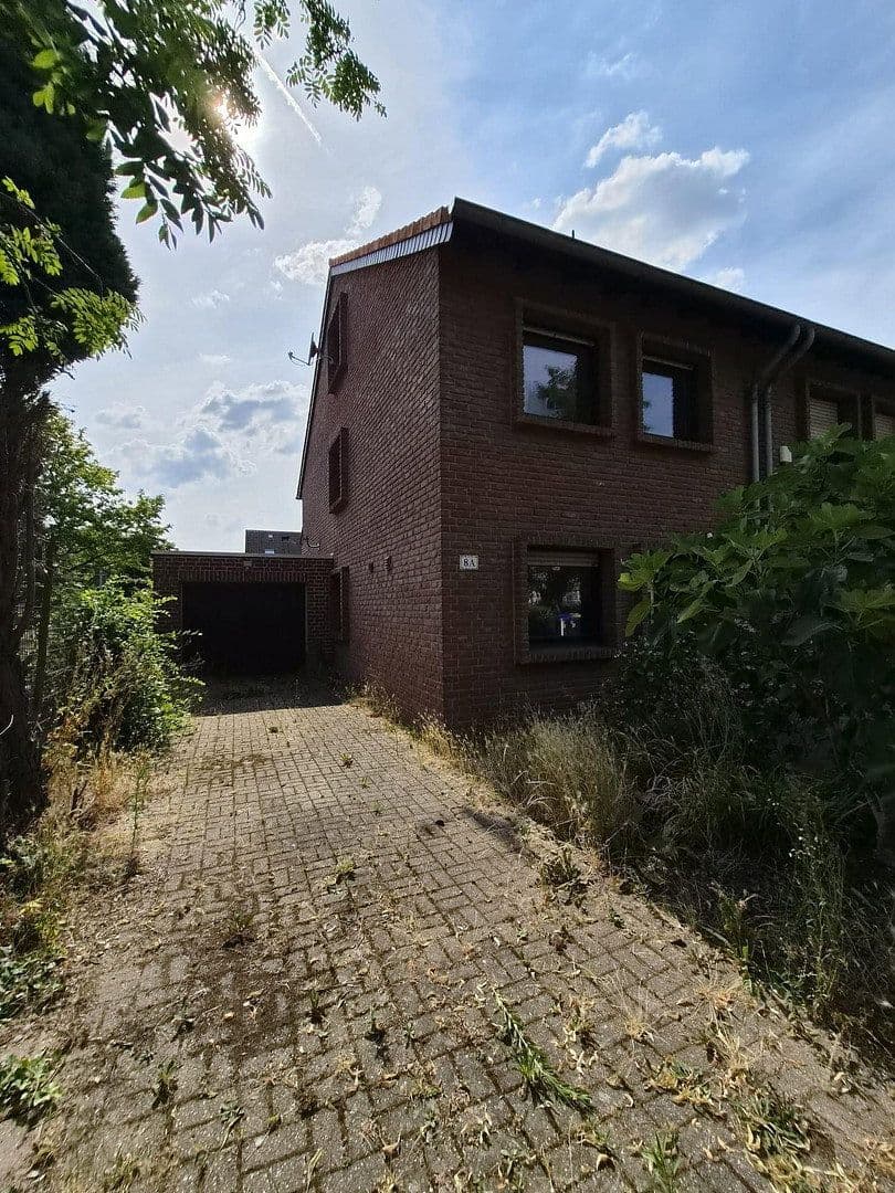 Predaj domu 130 m², pozemok 449 m², Welfenstraße 8a, Mönchengladbach, Severné Porýnie - Westfálsko Predaj domu 130 m², pozemok 449 m², Welfenstraße 8a, Mönchengladbach, Severné Porýnie - Westfálsko