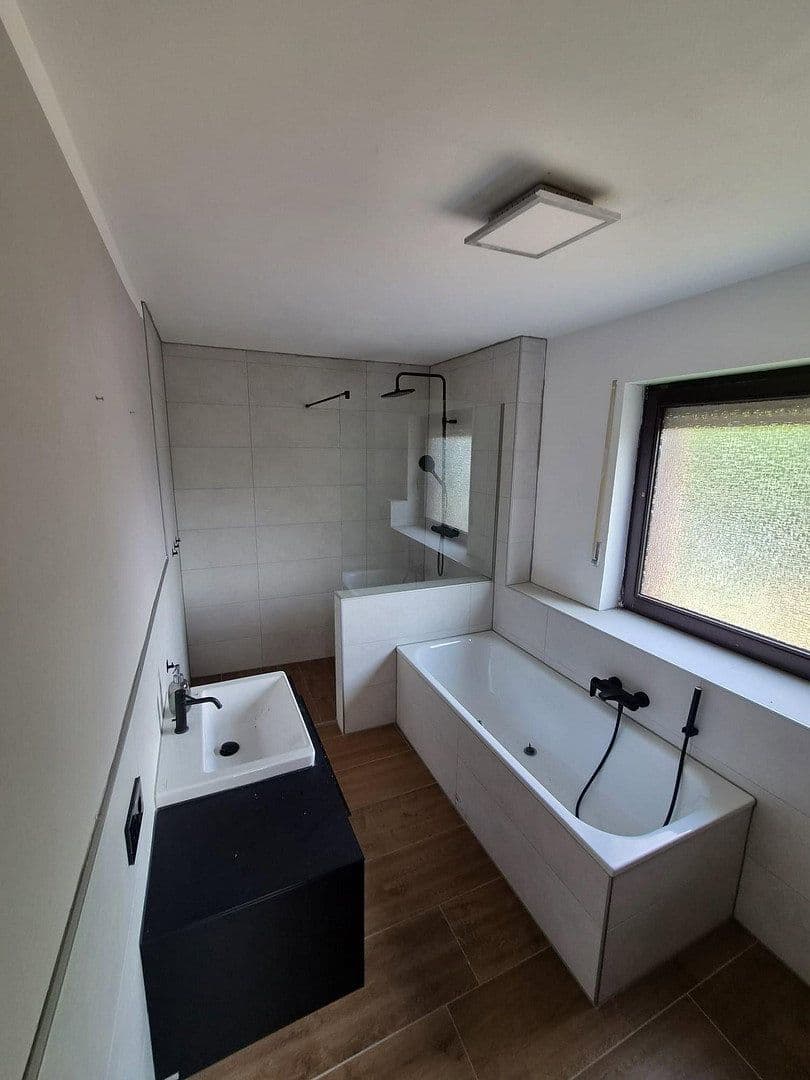 Predaj domu 130 m², pozemok 449 m², Welfenstraße 8a, Mönchengladbach, Severné Porýnie - Westfálsko Predaj domu 130 m², pozemok 449 m², Welfenstraße 8a, Mönchengladbach, Severné Porýnie - Westfálsko