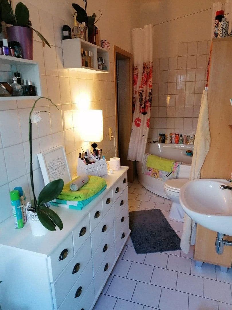 Predaj domu 603 m², pozemok 650 m², Schönebeck (Elbe), Sasko-Anhaltsko Predaj domu 603 m², pozemok 650 m², Schönebeck (Elbe), Sasko-Anhaltsko