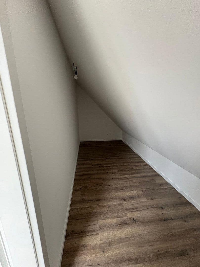 Prenájom bytu 2-izbový 76 m², Dortmund, Severné Porýnie - Westfálsko Prenájom bytu 2-izbový 76 m², Dortmund, Severné Porýnie - Westfálsko