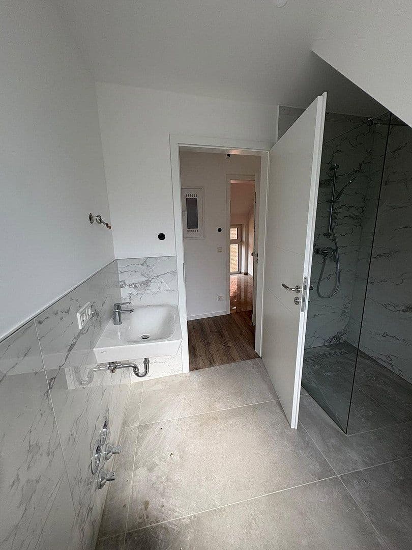Prenájom bytu 2-izbový 76 m², Dortmund, Severné Porýnie - Westfálsko Prenájom bytu 2-izbový 76 m², Dortmund, Severné Porýnie - Westfálsko