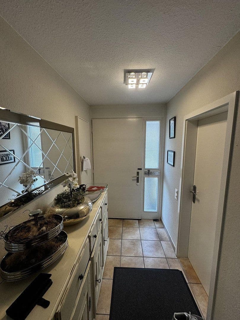 Prenájom domu 135 m², pozemok 298 m², Obere Strasse 17b, Detmold, Severné Porýnie - Westfálsko Prenájom domu 135 m², pozemok 298 m², Obere Strasse 17b, Detmold, Severné Porýnie - Westfálsko