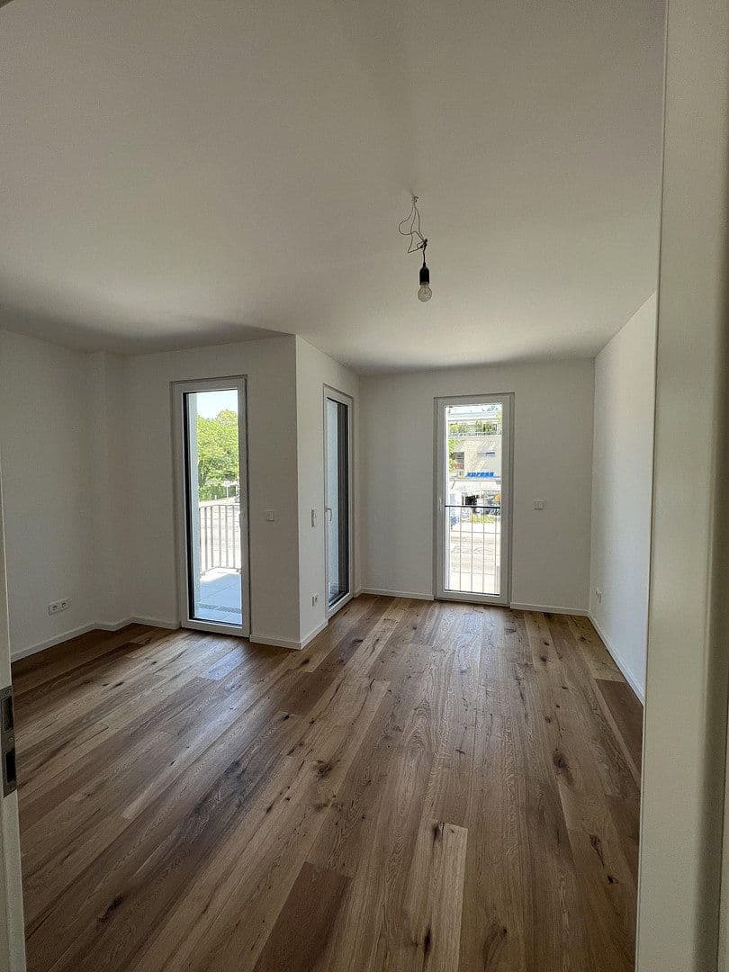 Prenájom bytu 2-izbový 41 m², München, Bavorsko Prenájom bytu 2-izbový 41 m², München, Bavorsko