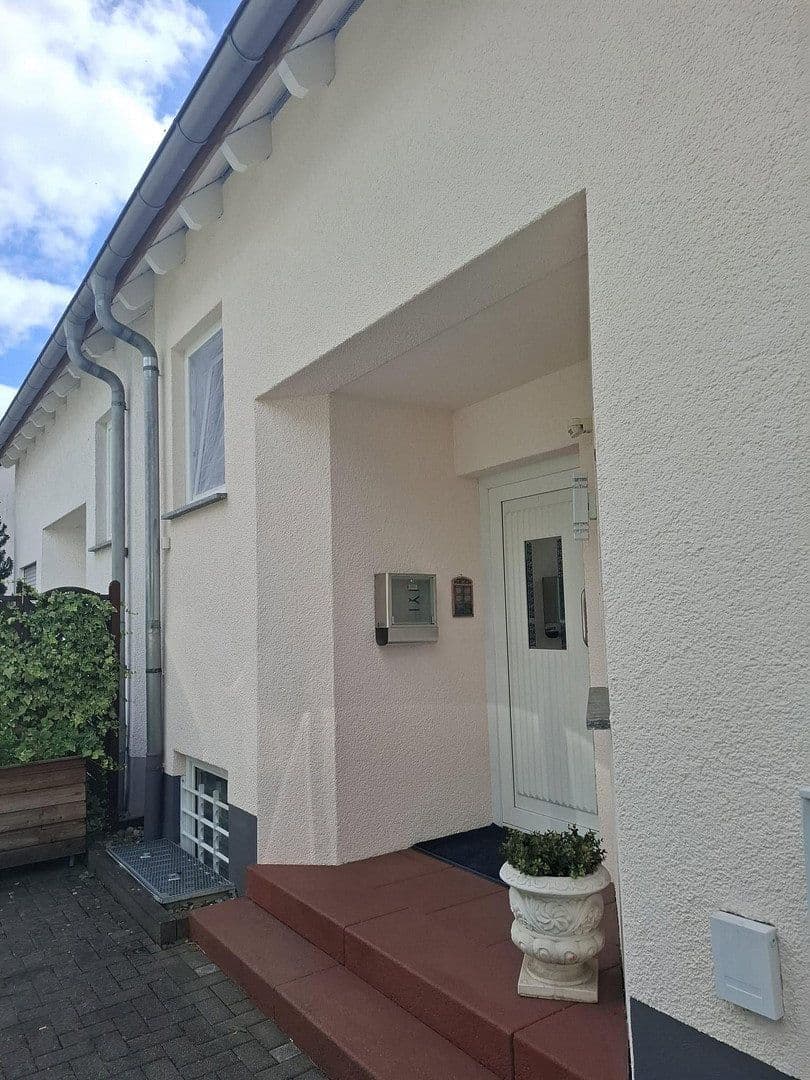 Predaj domu 123 m², pozemok 330 m², Wetzlar, Hesensko Predaj domu 123 m², pozemok 330 m², Wetzlar, Hesensko