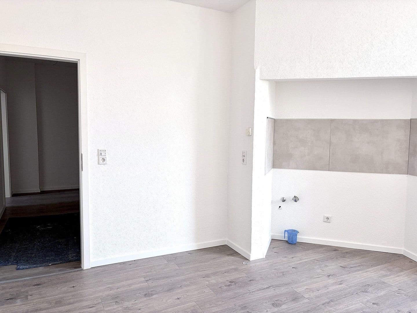 Prenájom bytu 3-izbový 86 m², Hofstr. 8, Hagen, Severné Porýnie - Westfálsko Prenájom bytu 3-izbový 86 m², Hofstr. 8, Hagen, Severné Porýnie - Westfálsko