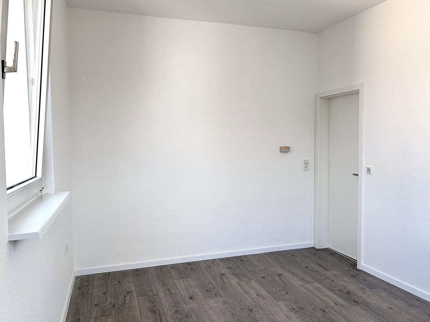 Prenájom bytu 3-izbový 86 m², Hofstr. 8, Hagen, Severné Porýnie - Westfálsko Prenájom bytu 3-izbový 86 m², Hofstr. 8, Hagen, Severné Porýnie - Westfálsko