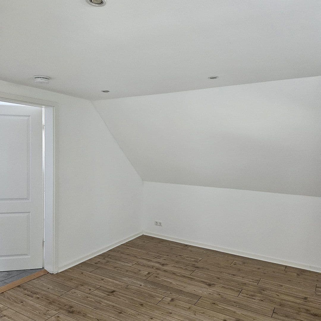 Prenájom bytu 2-izbový 77 m², Stapelfeld, Šlezvicko-Holštajnsko Prenájom bytu 2-izbový 77 m², Stapelfeld, Šlezvicko-Holštajnsko
