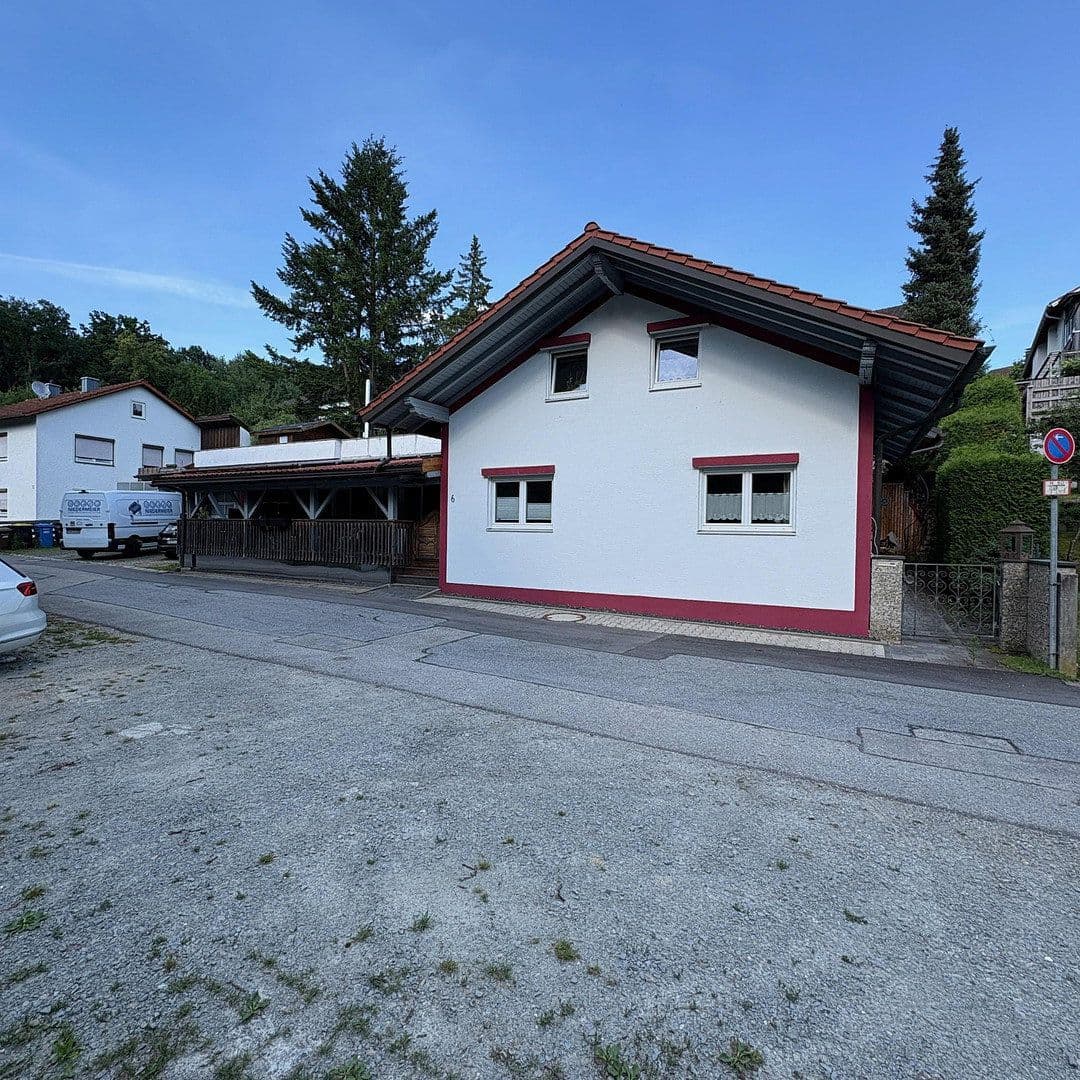 Predaj domu 160 m², pozemok 762 m², Pfarrkirchen, Bavorsko Predaj domu 160 m², pozemok 762 m², Pfarrkirchen, Bavorsko