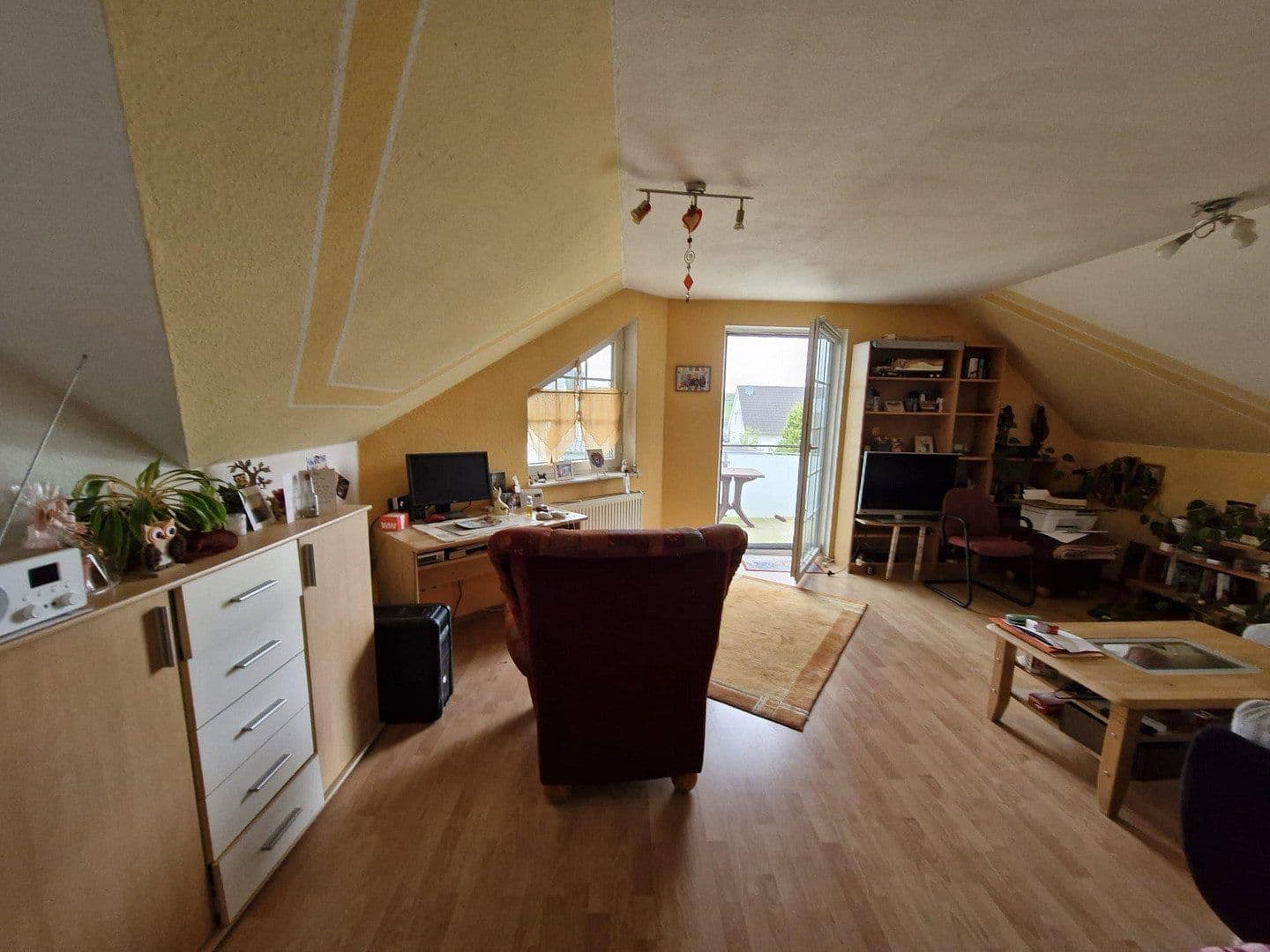 Prenájom bytu 3-izbový 67 m², An der Kirche 11, Espenau, Hesensko Prenájom bytu 3-izbový 67 m², An der Kirche 11, Espenau, Hesensko