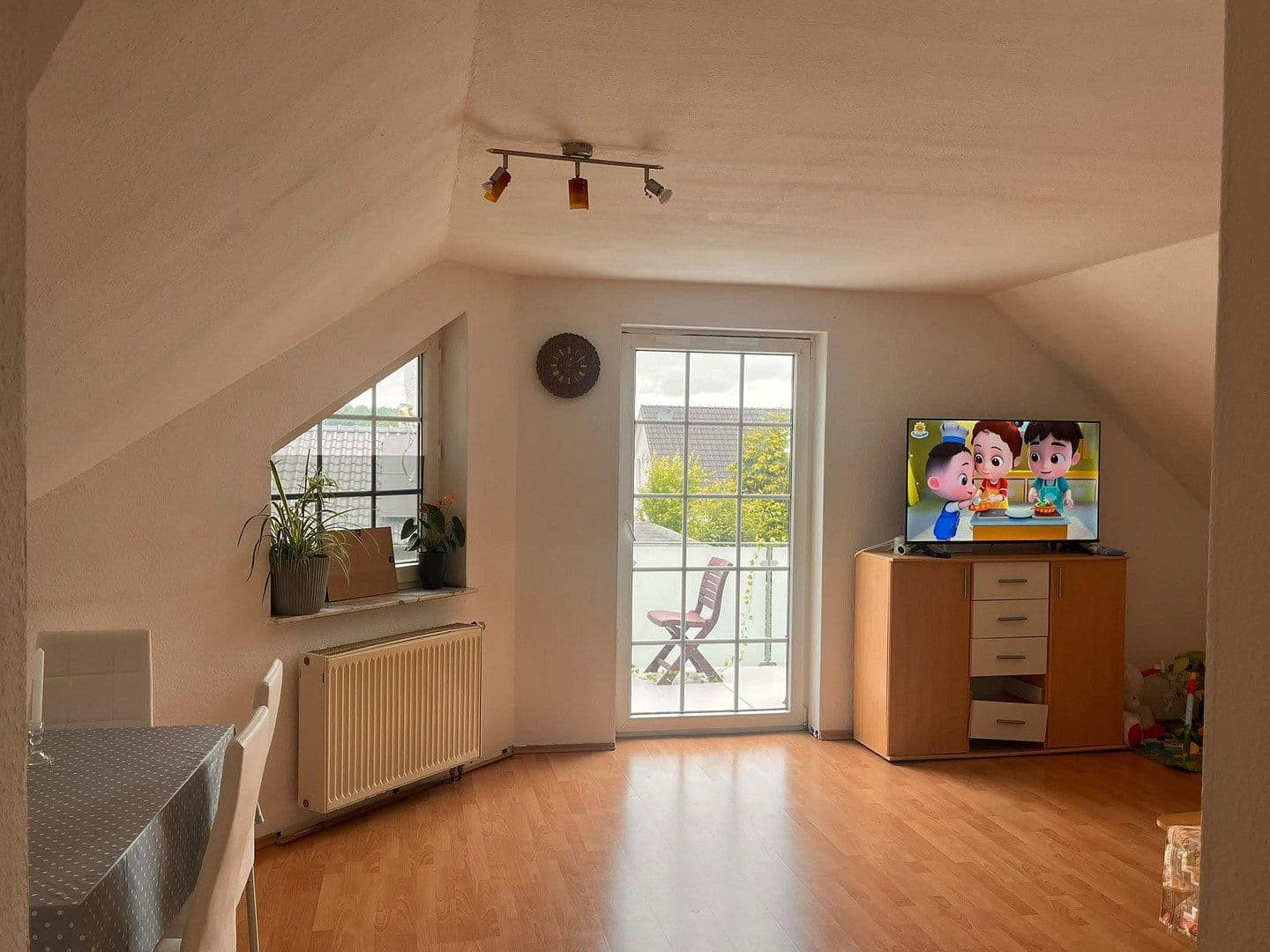 Prenájom bytu 3-izbový 67 m², An der Kirche 11, Espenau, Hesensko Prenájom bytu 3-izbový 67 m², An der Kirche 11, Espenau, Hesensko