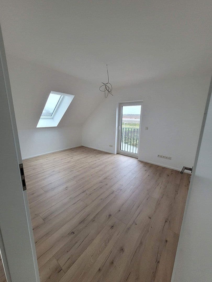 Prenájom domu 180 m², pozemok 315 m², Pommersfelden, Bavorsko Prenájom domu 180 m², pozemok 315 m², Pommersfelden, Bavorsko