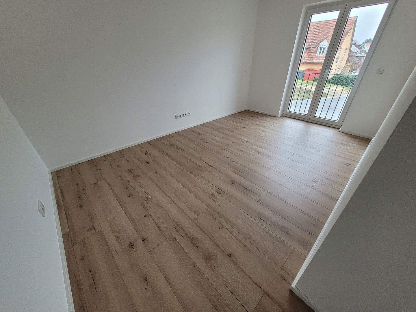 Prenájom domu 180 m², pozemok 315 m², Pommersfelden, Bavorsko Prenájom domu 180 m², pozemok 315 m², Pommersfelden, Bavorsko