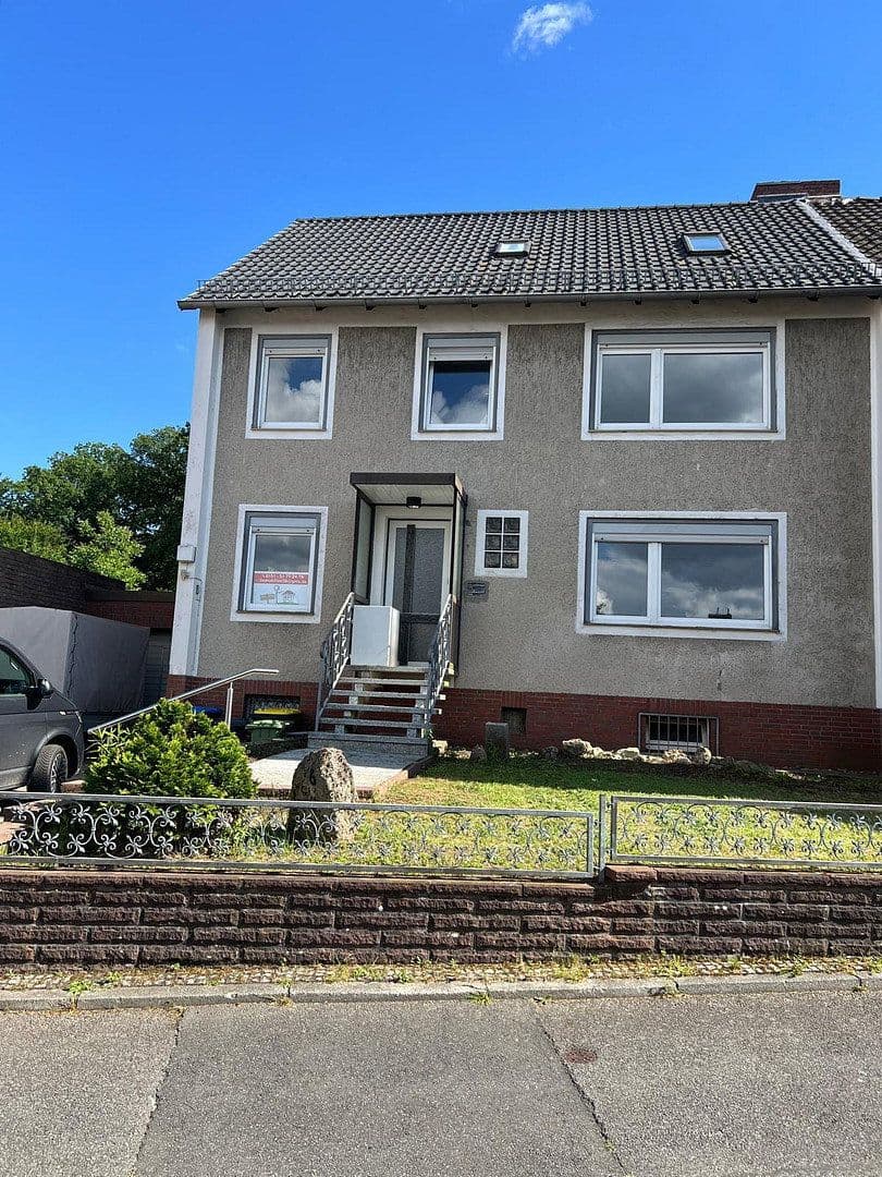 Predaj domu 180 m², pozemok 592 m², Hirschberger Str. 6, Wolfsburg, Dolné Sasko Predaj domu 180 m², pozemok 592 m², Hirschberger Str. 6, Wolfsburg, Dolné Sasko