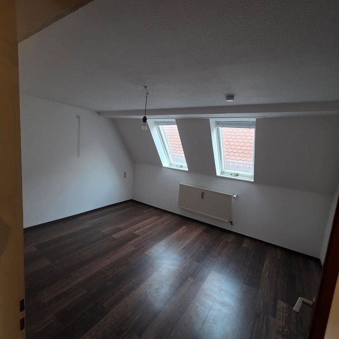 Prenájom bytu 3-izbový 68 m², Marktplatz 11, Schnaittach, Bavorsko Prenájom bytu 3-izbový 68 m², Marktplatz 11, Schnaittach, Bavorsko