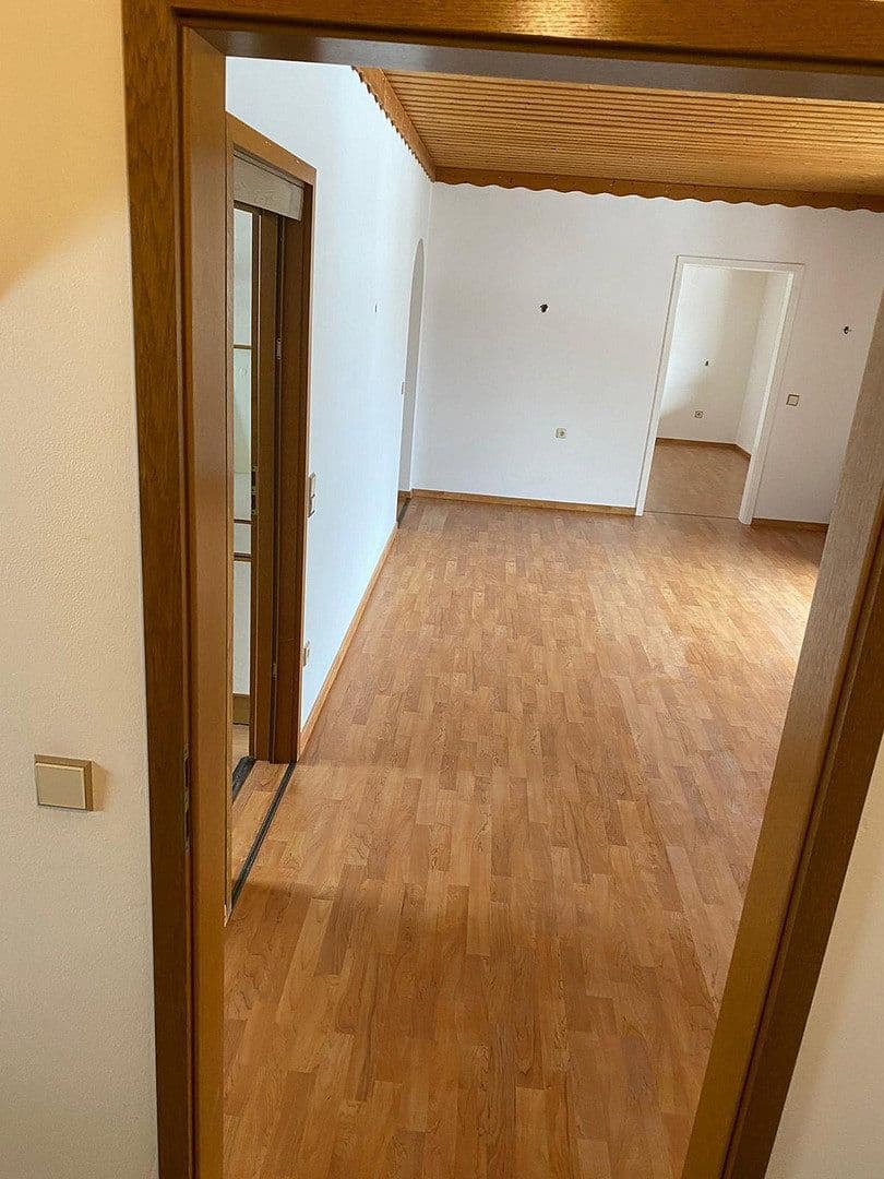 Prenájom bytu 3-izbový 93 m², Fuchsbergstraße 9, Mauth, Bavorsko Prenájom bytu 3-izbový 93 m², Fuchsbergstraße 9, Mauth, Bavorsko