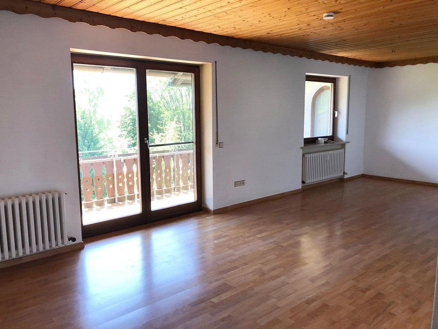 Prenájom bytu 3-izbový 93 m², Fuchsbergstraße 9, Mauth, Bavorsko Prenájom bytu 3-izbový 93 m², Fuchsbergstraße 9, Mauth, Bavorsko