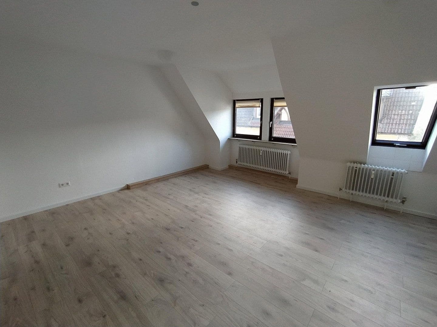 Prenájom bytu 3-izbový 86 m², Talstraße 7, Villingen-Schwenningen, Bádensko-Wurttembersko Prenájom bytu 3-izbový 86 m², Talstraße 7, Villingen-Schwenningen, Bádensko-Wurttembersko