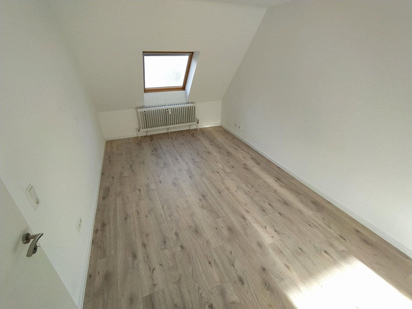 Prenájom bytu 3-izbový 86 m², Talstraße 7, Villingen-Schwenningen, Bádensko-Wurttembersko Prenájom bytu 3-izbový 86 m², Talstraße 7, Villingen-Schwenningen, Bádensko-Wurttembersko
